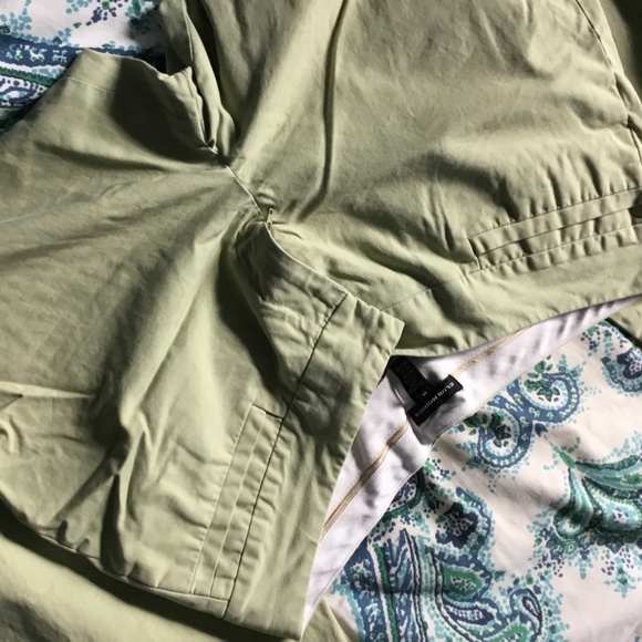 Club Monaco capris - Picture 2 of 2